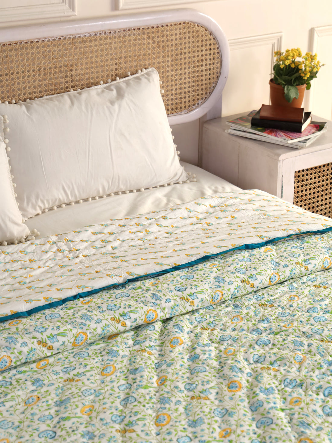 Humming Bloom Reversible Quilt
